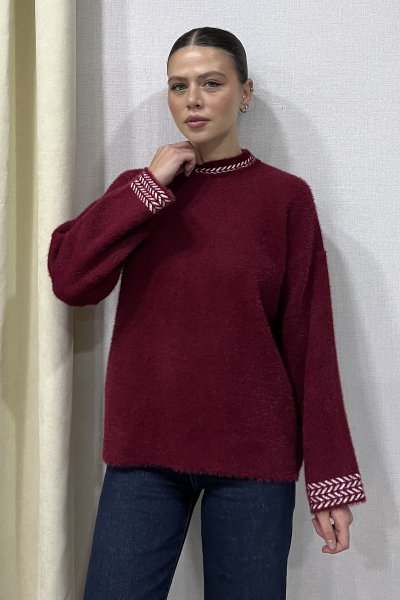 YAKA DESENLİ SAKALLI TRİKO KAZAK